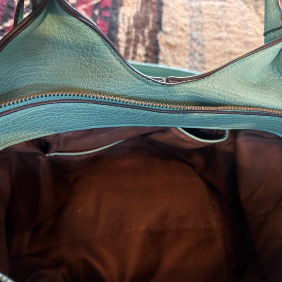 Fabiola Leather Carry Purse - Picture 7 of 7